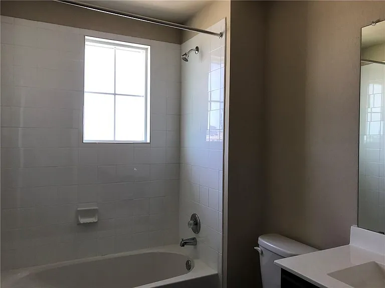 3201 Ortman Dr — Photo 21