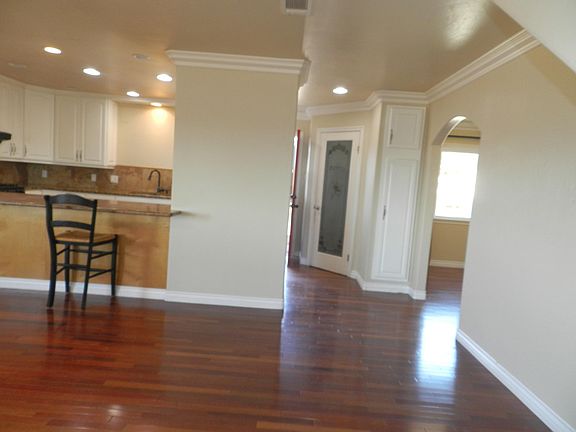 2nd image of 6103 Roberts Dr #B