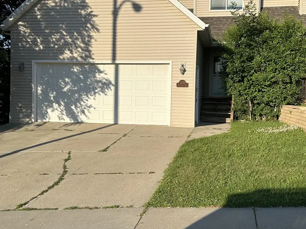 3240 E Capitol Ave, Bismarck, ND 58501