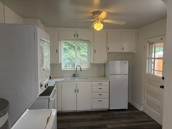 4th image of 3839 Reed St APT 3