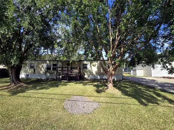 800 Highway 1085, Madisonville, LA 70447