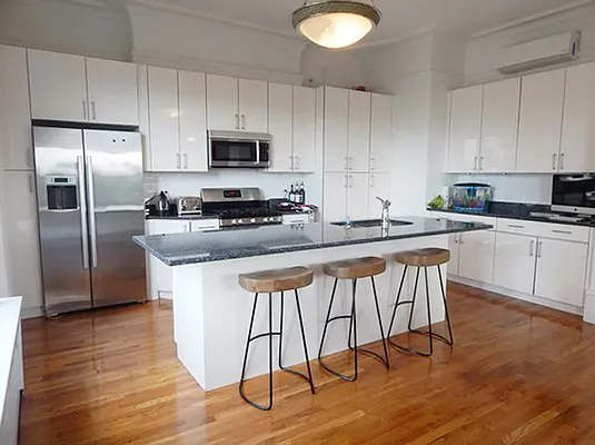 Rented by Rachel Realty | media 23