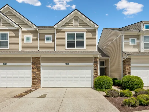 1069 Somerset Springs Dr, Spring Hill, TN 37174