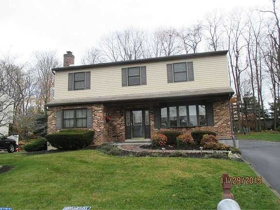 2nd image of 2212 Gettysburg Dr