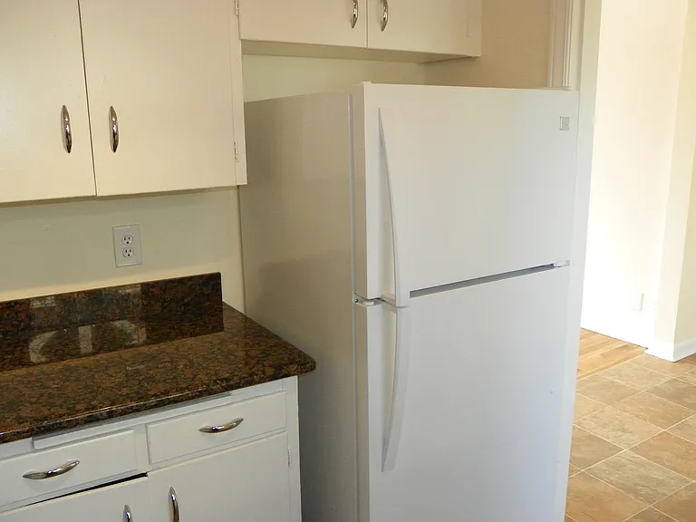 Kitchen (2)_04012026