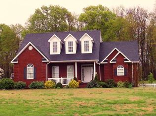 258 Rose Ln, Columbia, KY 42728