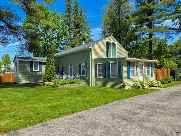 329 16th Ave, Blossvale, NY 13308
