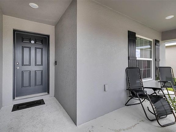 4th image of 1042 Corso Dr