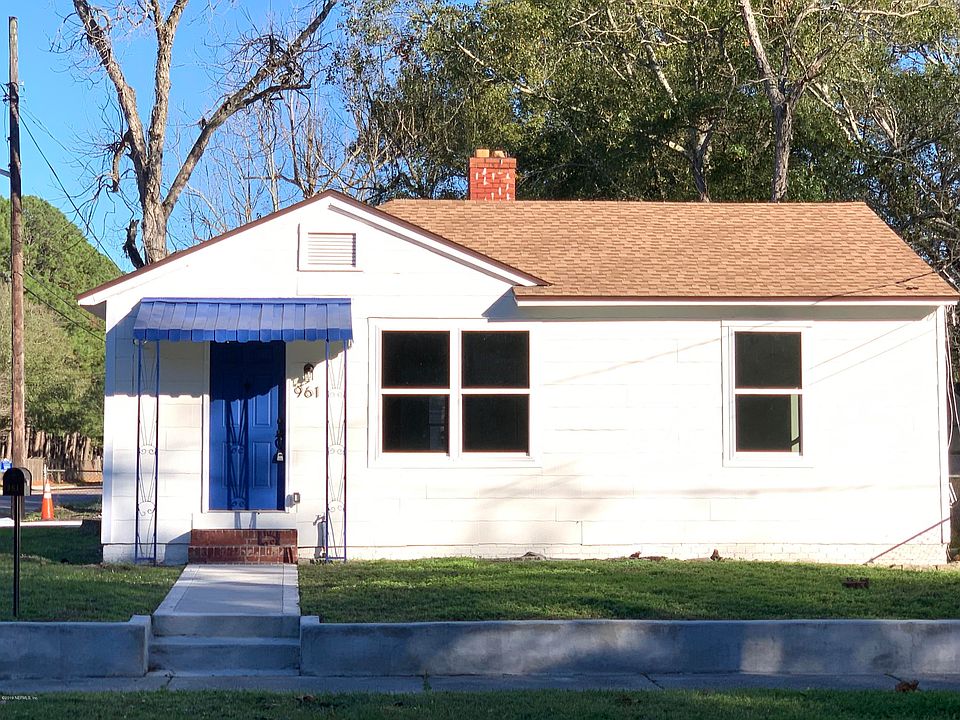 1st image of 961 Mackinaw St