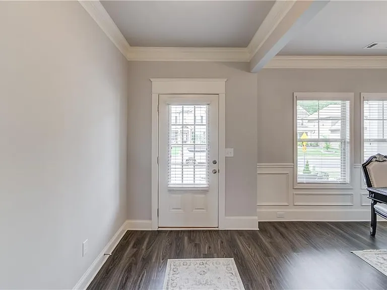 404 Henson Farm Dr — Photo 8