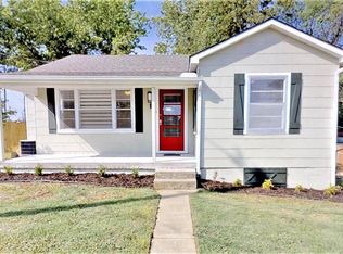 201 E Glenwood Ave, Rogers, AR 72756