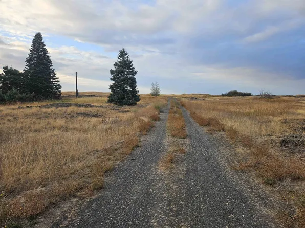 26210 W Hallett Rd, Medical Lake, WA 99022