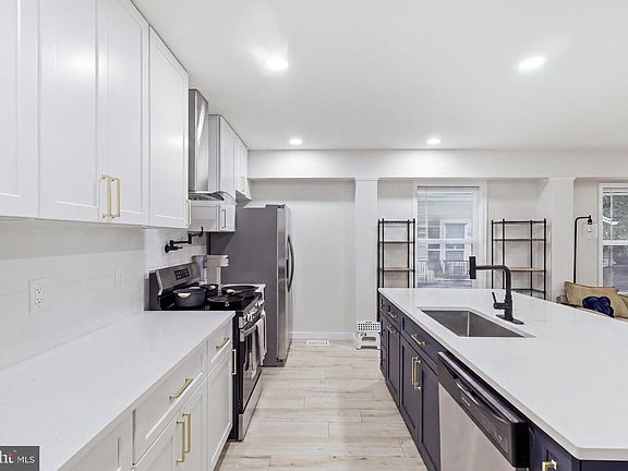 2nd image of 3127 G St SE