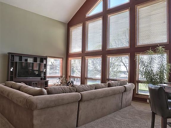 2nd image of 5623 S 192nd St