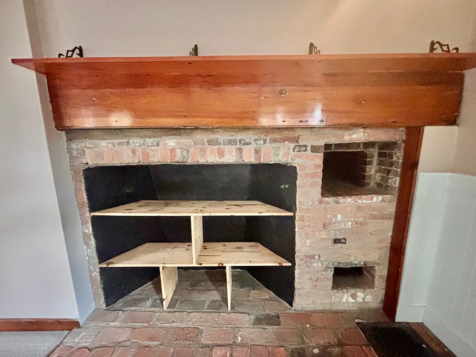 1 bed, 900 sqft, $1,995 — Photo 3