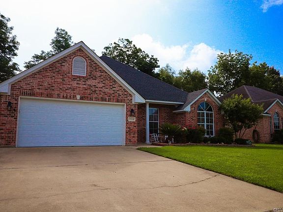 3rd image of 2524 Brookhaven Dr