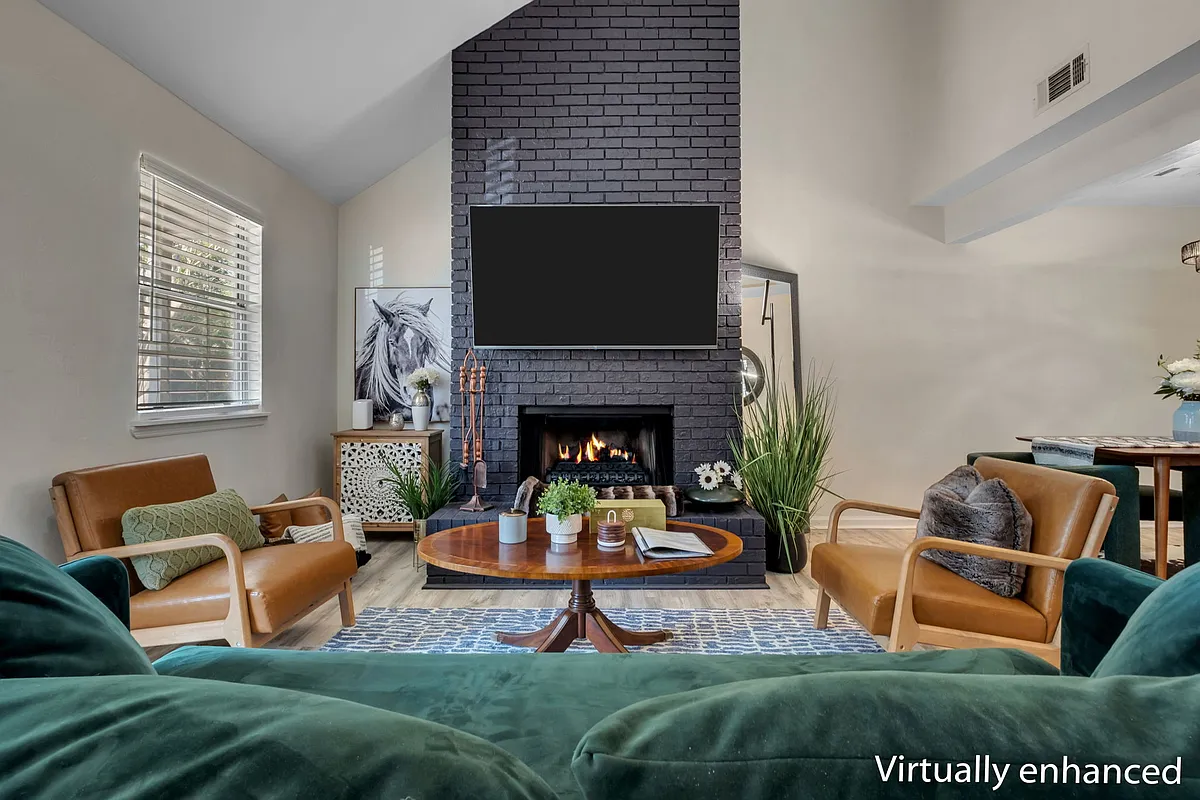 Living Room - 417 Williams St #C