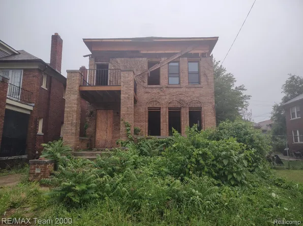 3243 Tuxedo Dr, Warren, MI 48092
