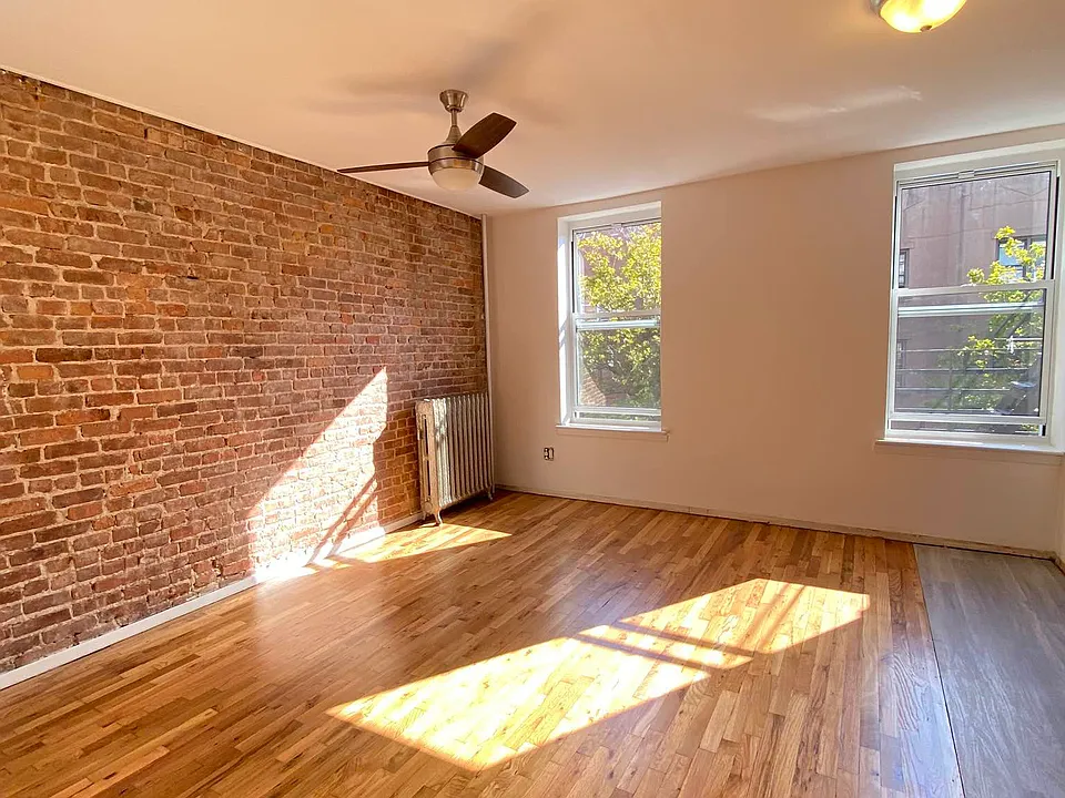 265 Union St #3D