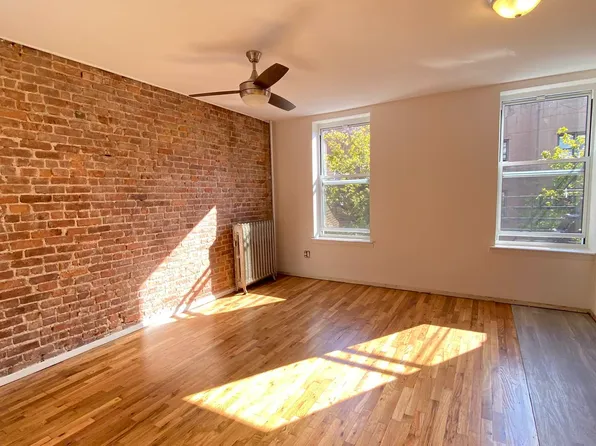 265 Union Street image 1 of 10