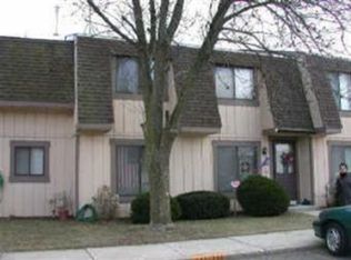 6055 Delaware St, Merrillville, IN 46410