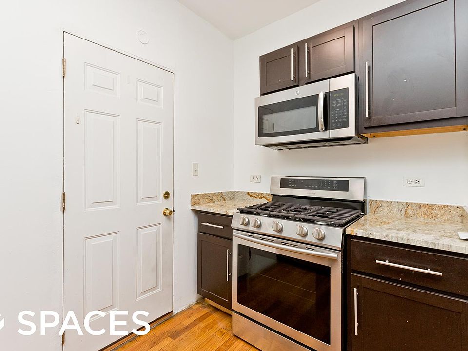 1st image of 685 W Wrightwood Ave Ste 1