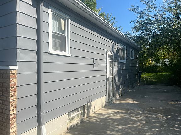 2nd image of 4429 E 154th St