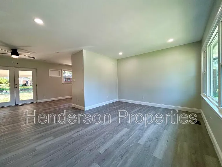 5405 Myrica Ln — Photo 5