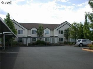 2501 E 2nd St APT 12, Newberg, OR 97132