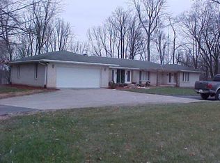 1830 Dingman Slagle Rd, Sidney, OH 45365