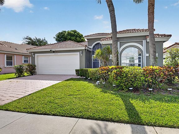 2nd image of 12636 Coral Lakes Dr