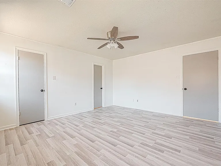 1015 Sugar Lakes Dr — Photo 30