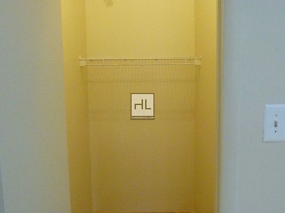 5th image of 442 Carlton Ave #3