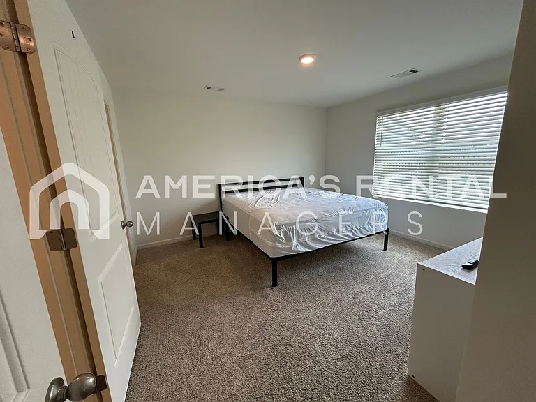 7213 Wilburton Ln — Photo 36
