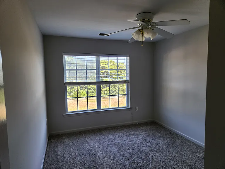 7 Bryce Ln #7 — Photo 11