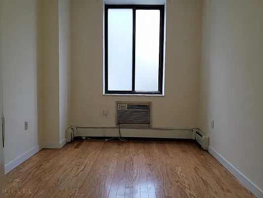 Rented by Hillel Realty Group | media 54