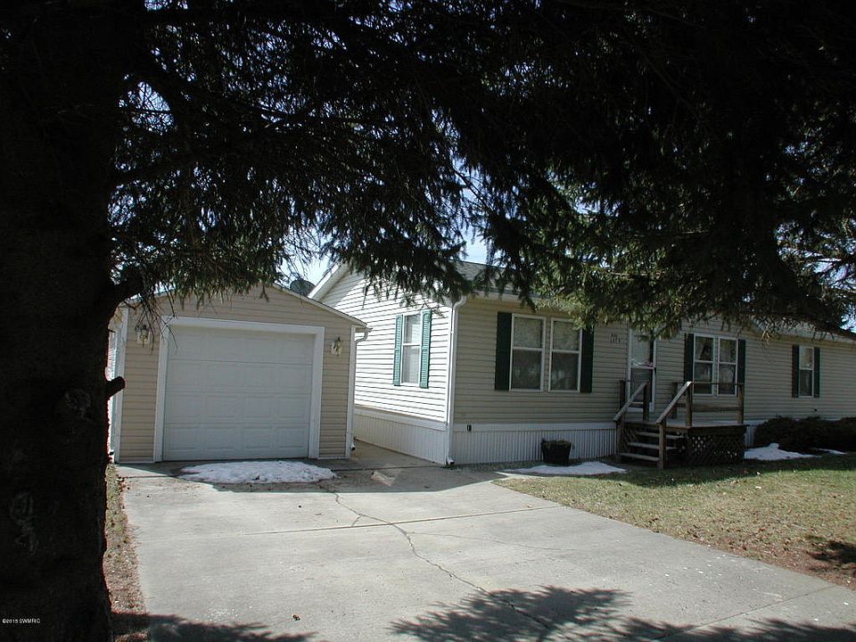 1st image of 400 South St Lot 9