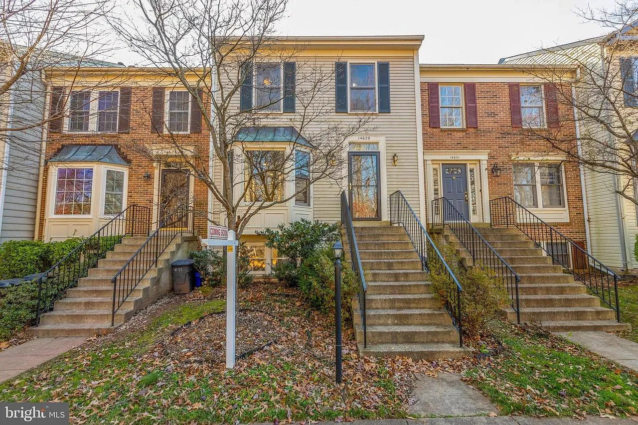4 bed, 3.5 bath, 1971 sqft, $3,600 — Photo 1