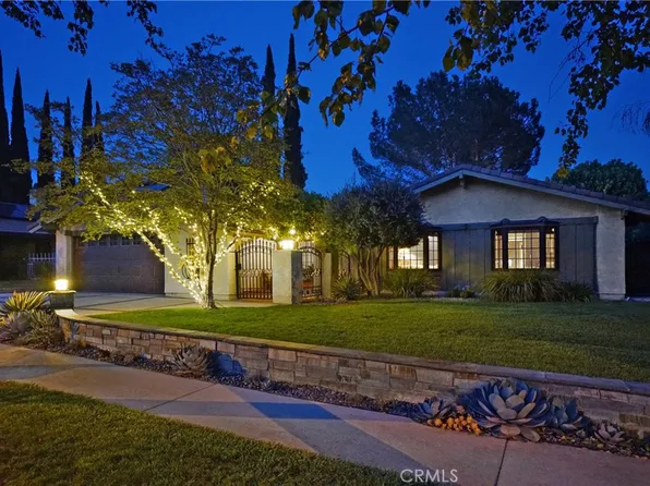 4024 Defender Dr, Agoura Hills, CA 91301