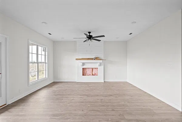4 bed, 2650 sqft, $2,700 — Photo 3