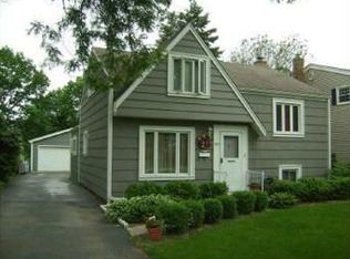 101 E Adams St, Villa Park, IL