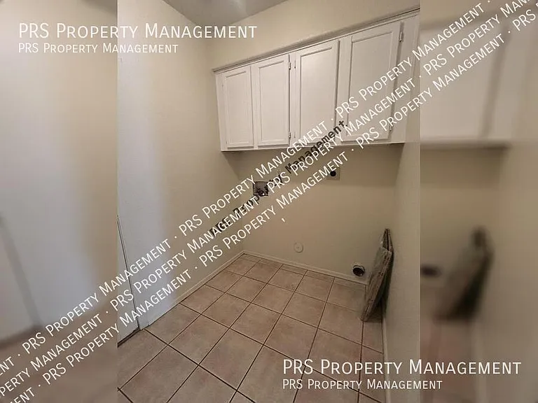 51 N Del Pueblo Pl — Photo 22