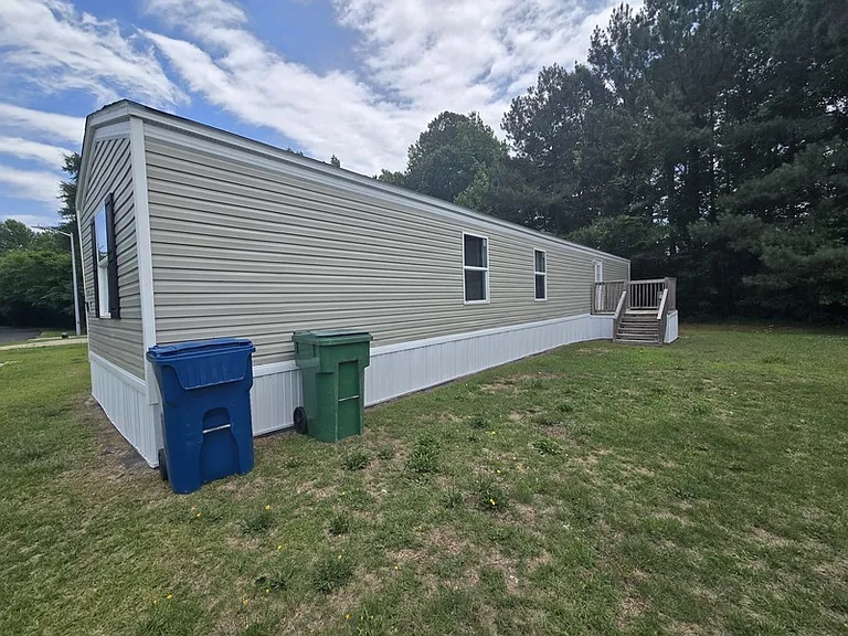 2220 Cattail Cir #136 — Photo 2