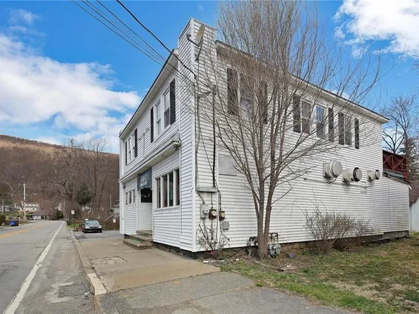 699 Jersey Ave, Greenwood Lake, NY 10925