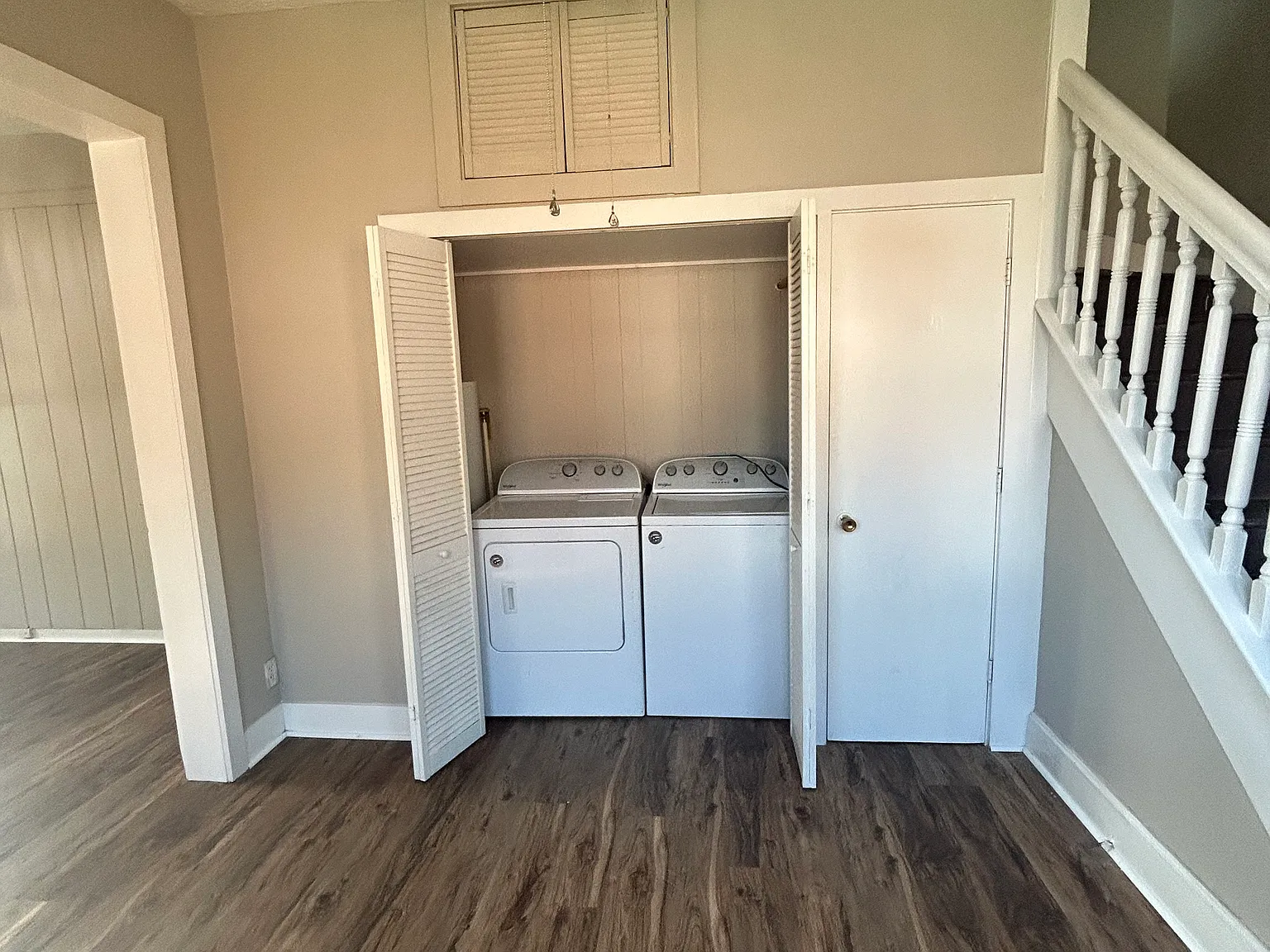 2 bed, 1000 sqft, $1,400 — Photo 3