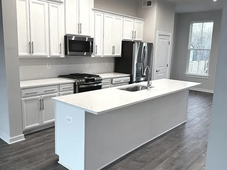 17958 Woods Overlook Dr — Photo 3