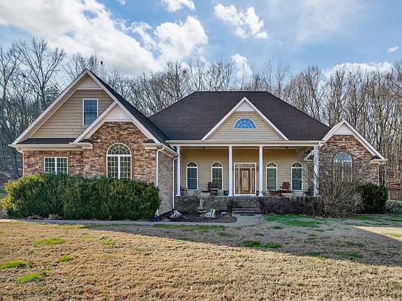 2nd image of 600 Bates Hollow Rd