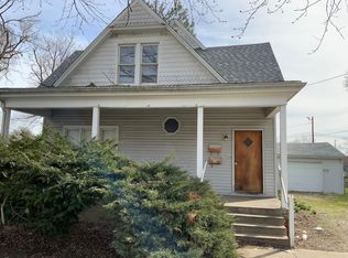 321 Robinson St APT 2, Danville, IL 61832