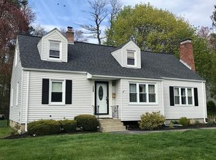 125 Sheffield Rd, Waltham, MA 02451