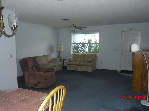 2nd image of 1211 E Schwartz Blvd